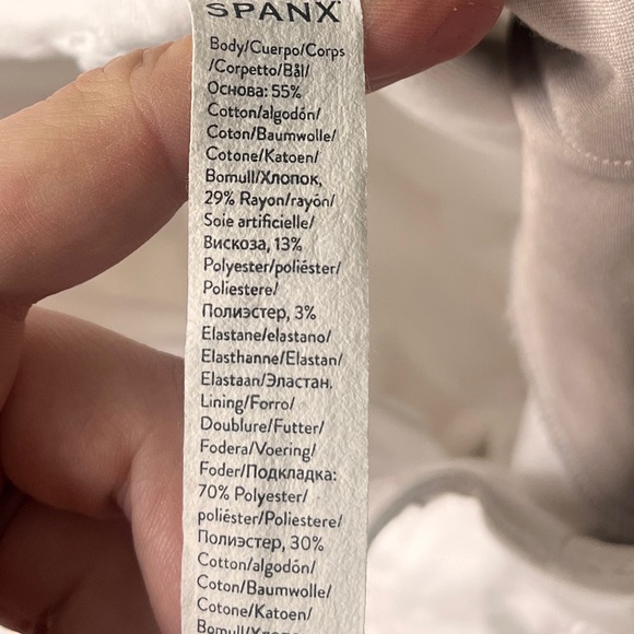 SPANX 20312R Stretch Twill Cropped Wide Leg White Khaki pull on Pants medium - Picture 5 of 7